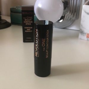 Makeup Revolution The One Sculpt Contour Stick Review